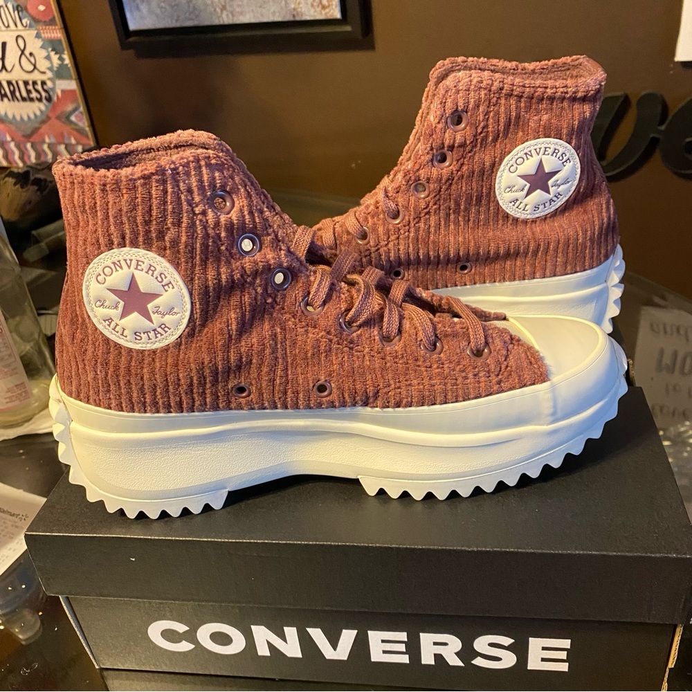 NWT Converse Run Star Hike High Top Sneakers